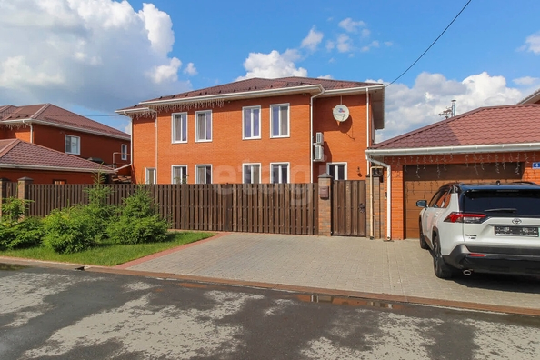
  Продается дом, 200 м², Омск
. Фото 1.