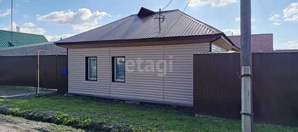 
  Продается дом, 97.1 м², Омск
. Фото 2.