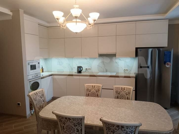 
  Продается 2-комн. квартира, 65 м², Перелета ул, д. 27
. Фото 2.