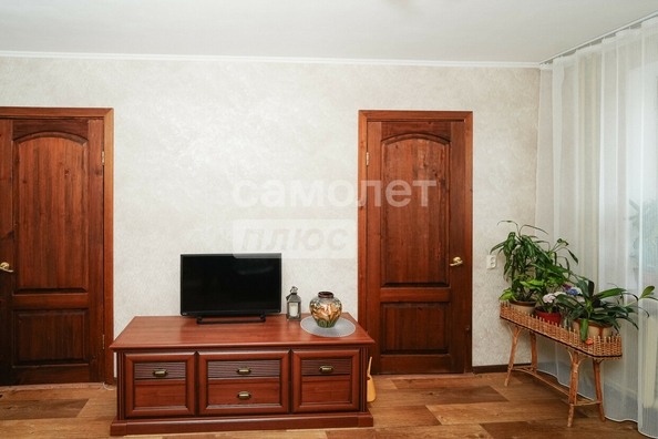 
  Продается 4-комн. квартира, 64.4 м², Бородина ул, д. 48
. Фото 2.