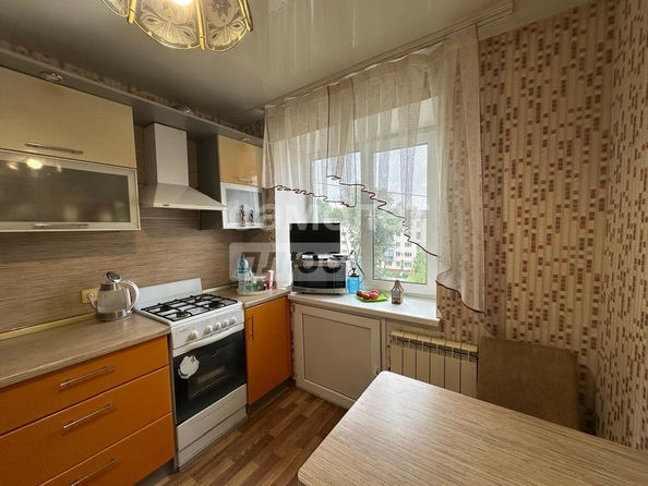 
  Продается 3-комн. квартира, 43.7 м², Нефтезаводская ул, д. 10
. Фото 5.