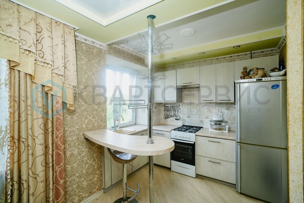 
  Продается 2-комн. квартира, 43.7 м², Иртышская ул, д. 42
. Фото 2.