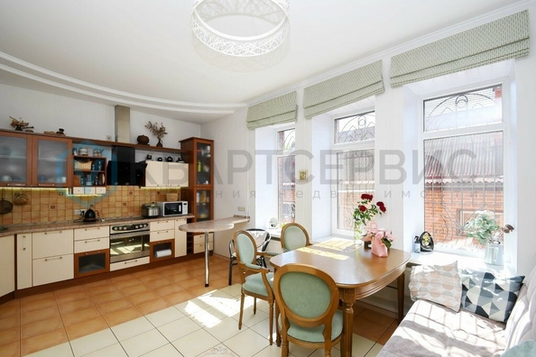 
  Продается дом, 300 м², Омск
. Фото 3.