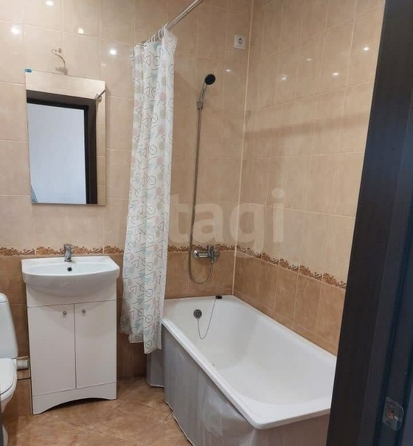 
  Продается 1-комн. квартира, 37 м², Комарова пр-кт, д. 16
. Фото 3.