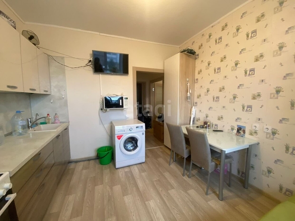 
  Продается 1-комн. квартира, 38 м², Туполева ул, д. 6к1
. Фото 2.