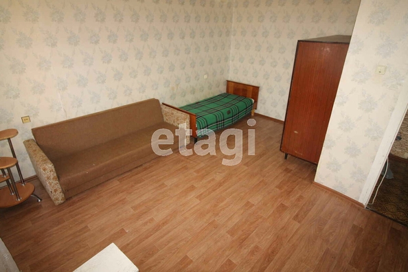 
  Продается 1-комн. квартира, 30 м², Бородина ул, д. 17
. Фото 4.