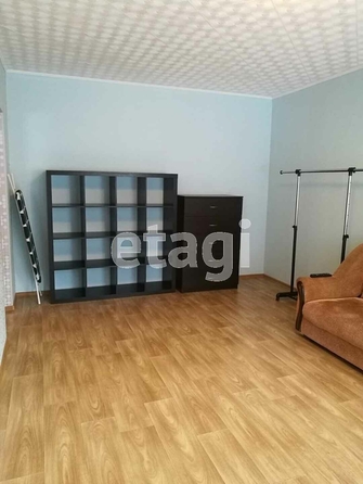 
  Продается 1-комн. квартира, 39 м², Степанца ул, д. 8А
. Фото 4.
