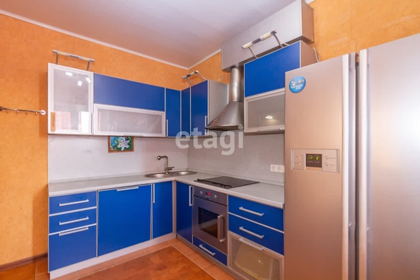 
  Продается 2-комн. квартира, 80 м², Герцена ул, д. 270
. Фото 3.