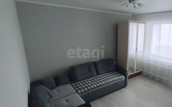 
  Продается 2-комн. квартира, 47 м², Кемеровская ул, д. 17
. Фото 1.