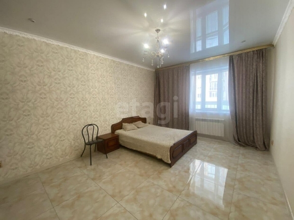
  Продается 4-комн. квартира, 140 м², Линия 6-я ул, д. 97
. Фото 3.