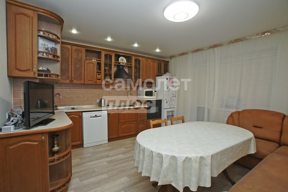 
  Продается 2-комн. квартира, 72.8 м², 16-й военный городок, д. 461
. Фото 5.