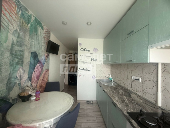 
  Продается 2-комн. квартира, 43.2 м², Калинина ул, д. 11
. Фото 5.