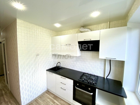 
  Продается 2-комн. квартира, 39.2 м², Бородина ул, д. 4/1
. Фото 4.