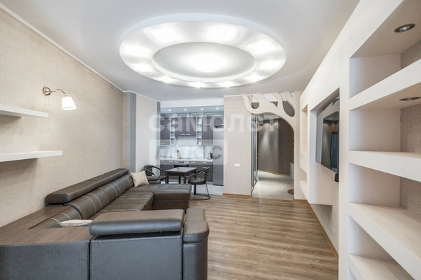 
  Продается 3-комн. квартира, 80.4 м², Карла Маркса пр-кт, д. 72
. Фото 1.