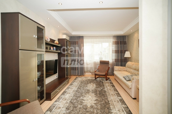 
  Продается 2-комн. квартира, 77.1 м², Сазонова ул, д. 64
. Фото 2.