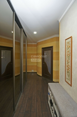 
  Продается 2-комн. квартира, 61.2 м², Крупской ул, д. 8/1
. Фото 4.