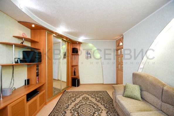 
  Продается 2-комн. квартира, 49.8 м², Линия 26-я ул, д. 85/1
. Фото 3.