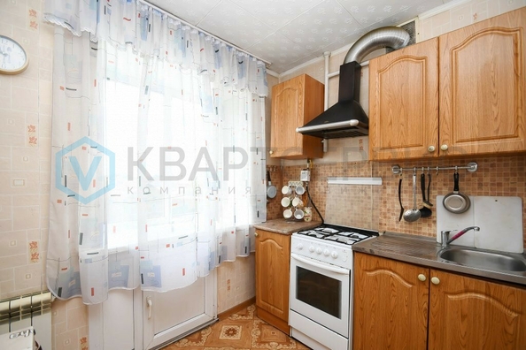 
  Продается 4-комн. квартира, 60.3 м², 12 Декабря ул, д. 64
. Фото 2.