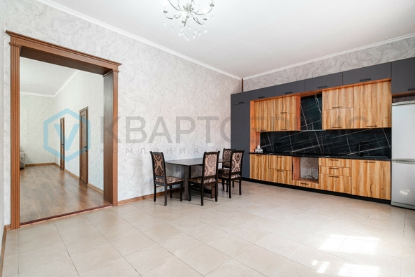 
  Продается универсальное помещение, 335 м², Герцена ул, д. 170
. Фото 2.