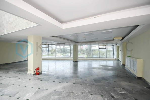 
  Сдается универсальное помещение, 150 м², Военная 1-я ул, д. 7к2
. Фото 1.