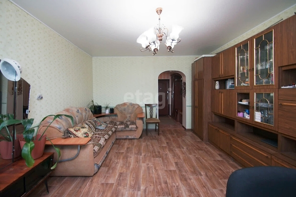 
  Продается 3-комн. квартира, 62 м², Пушкина ул, д. 140
. Фото 1.