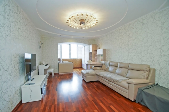 
  Продается 3-комн. квартира, 108.2 м², Куйбышева ул, д. 62
. Фото 3.