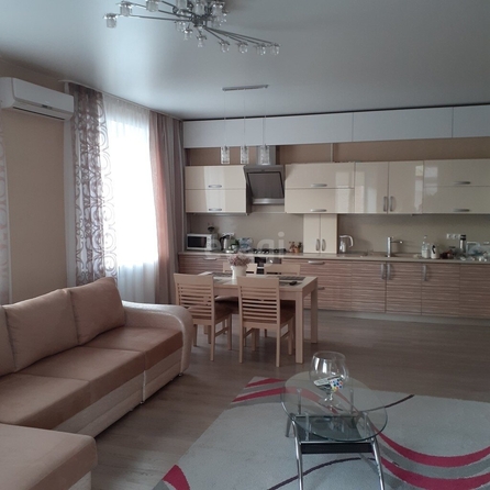 
  Сдается 2-комн. квартира, 70 м², Тютчева ул, д. 8
. Фото 5.