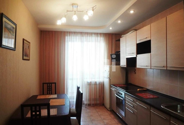 
  Сдается 3-комн. квартира, 76 м², 50 лет Профсоюзов ул, д. 102/1
. Фото 5.