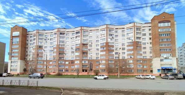 
  Продается 3-комн. квартира, 83.7 м², 10 лет Октября ул, д. 147
. Фото 4.