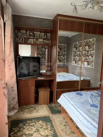 
  Продается 4-комн. квартира, 60.4 м², Добролюбова ул, д. 4
. Фото 1.