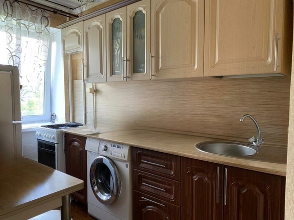 
  Продается 3-комн. квартира, 40 м², Менжинского ул, д. 1А
. Фото 5.