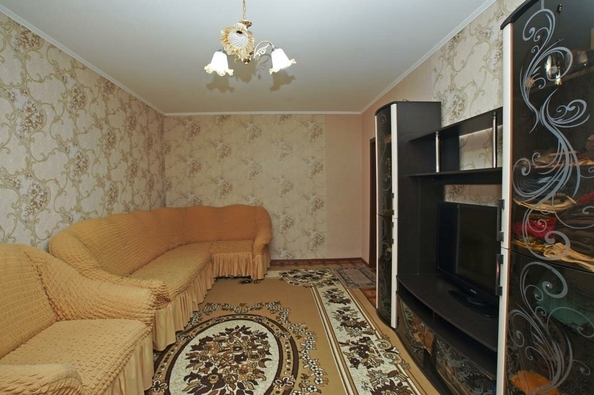 
  Продается 2-комн. квартира, 53 м², 3-я любинская, д. 15
. Фото 3.