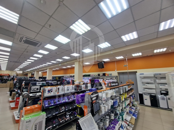 
  Сдается универсальное помещение, 700 м², 10 лет Октября ул, д. 109
. Фото 3.