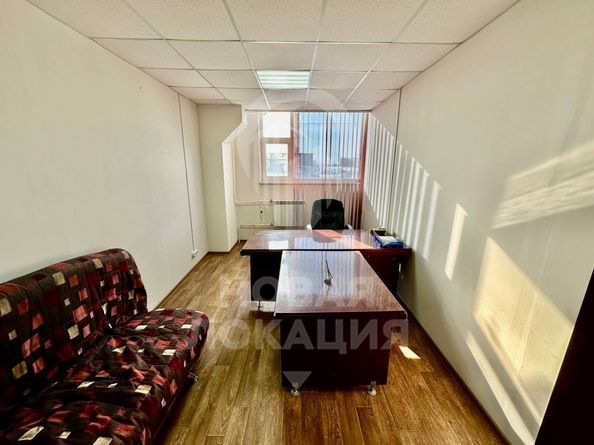 
  Сдается офис 17.9 м². Фото 2.