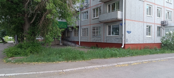 
  Продам квартиру под нежилое 52 м². Фото 4.