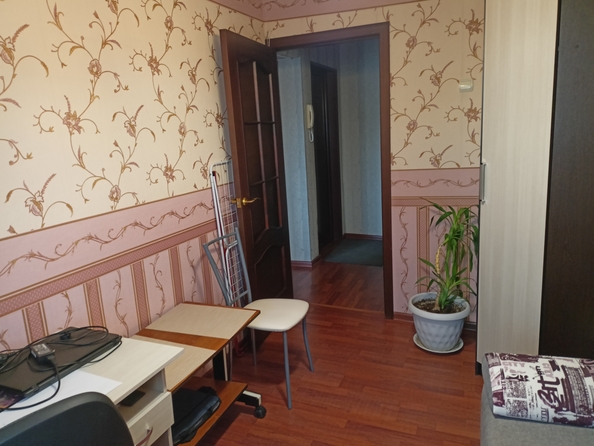 
  Продам 4-комн. квартиру 59 м². Фото 2.