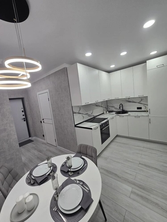 
  Продается 2-комн. квартира 54 м², в ЖК Дом на Енисейской. Фото 7.