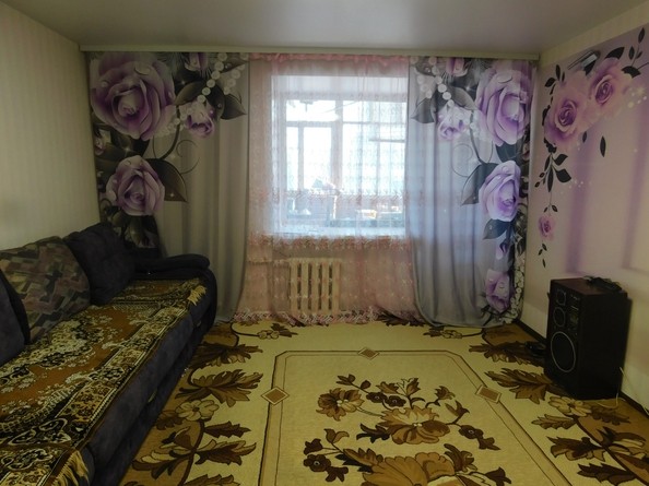 
   Продам 4-комнатную, 71.9 м², Суворова ул, 12

. Фото 2.