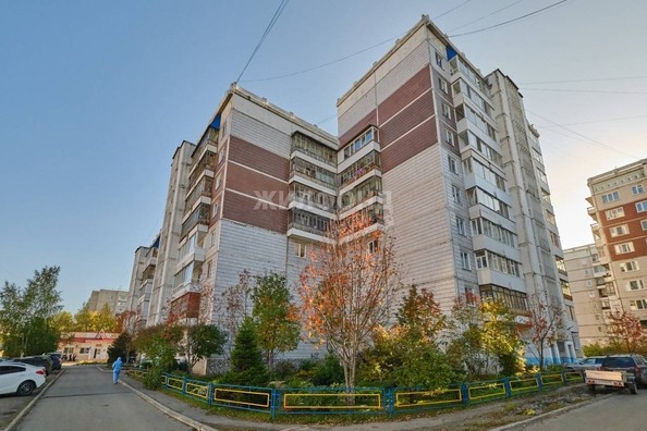 
   Продам 3-комнатную, 67.8 м², Суворова ул, 14

. Фото 4.