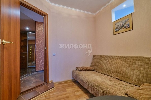 
   Продам 2-комнатную, 47 м², Алтайская ул, 8

. Фото 14.