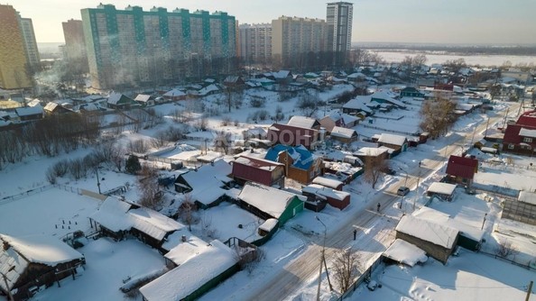 
   Продам дом, 31.41 м², Томск

. Фото 3.