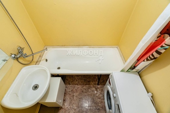
   Продам 2-комнатную, 56.5 м², Дальне-Ключевская ул, 16А

. Фото 10.