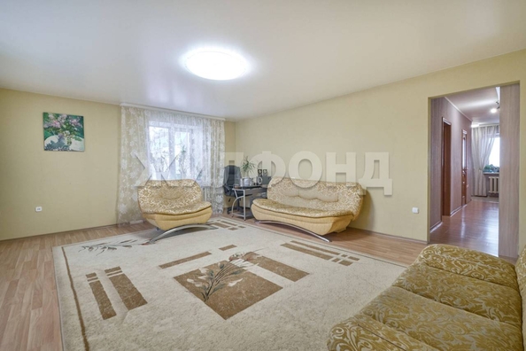 
   Продам 2-комнатную, 69.5 м², Новосибирская ул, 35

. Фото 4.