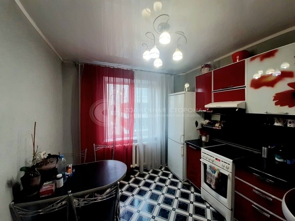 
   Продам 3-комнатную, 64 м², Калинина ул, 121

. Фото 1.