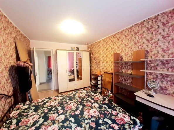 
   Продам 3-комнатную, 64 м², Калинина ул, 121

. Фото 2.