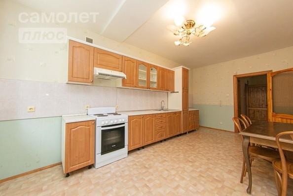 
   Продам 3-комнатную, 113.4 м², Дзержинского ул, 62

. Фото 14.