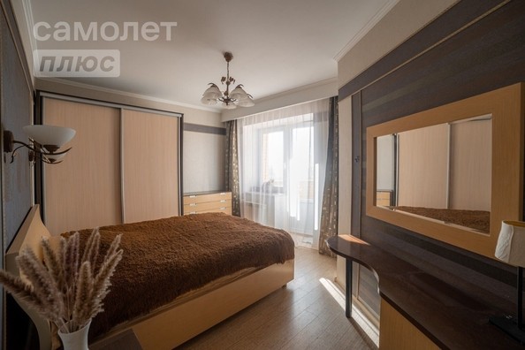 
   Продам 3-комнатную, 113 м², Дзержинского ул, 20/1

. Фото 1.