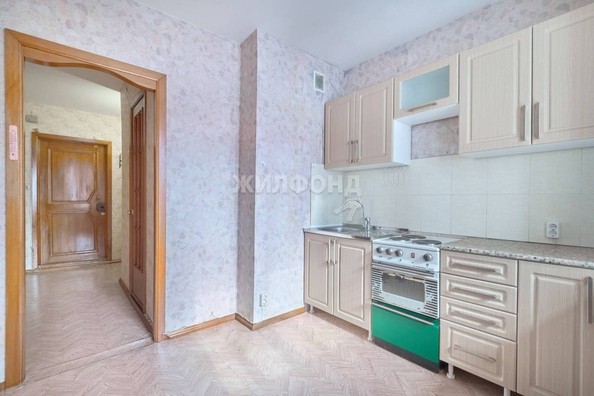
   Продам 1-комнатную, 36.9 м², Сергея Лазо ул, 25

. Фото 3.