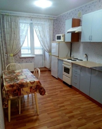 
   Продам 1-комнатную, 39 м², Богдана Хмельницкого пер, 8

. Фото 3.