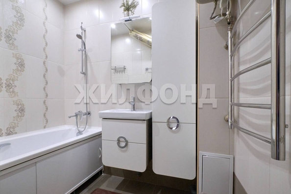 
   Продам 3-комнатную, 101 м², Богдана Хмельницкого пер, 12

. Фото 15.